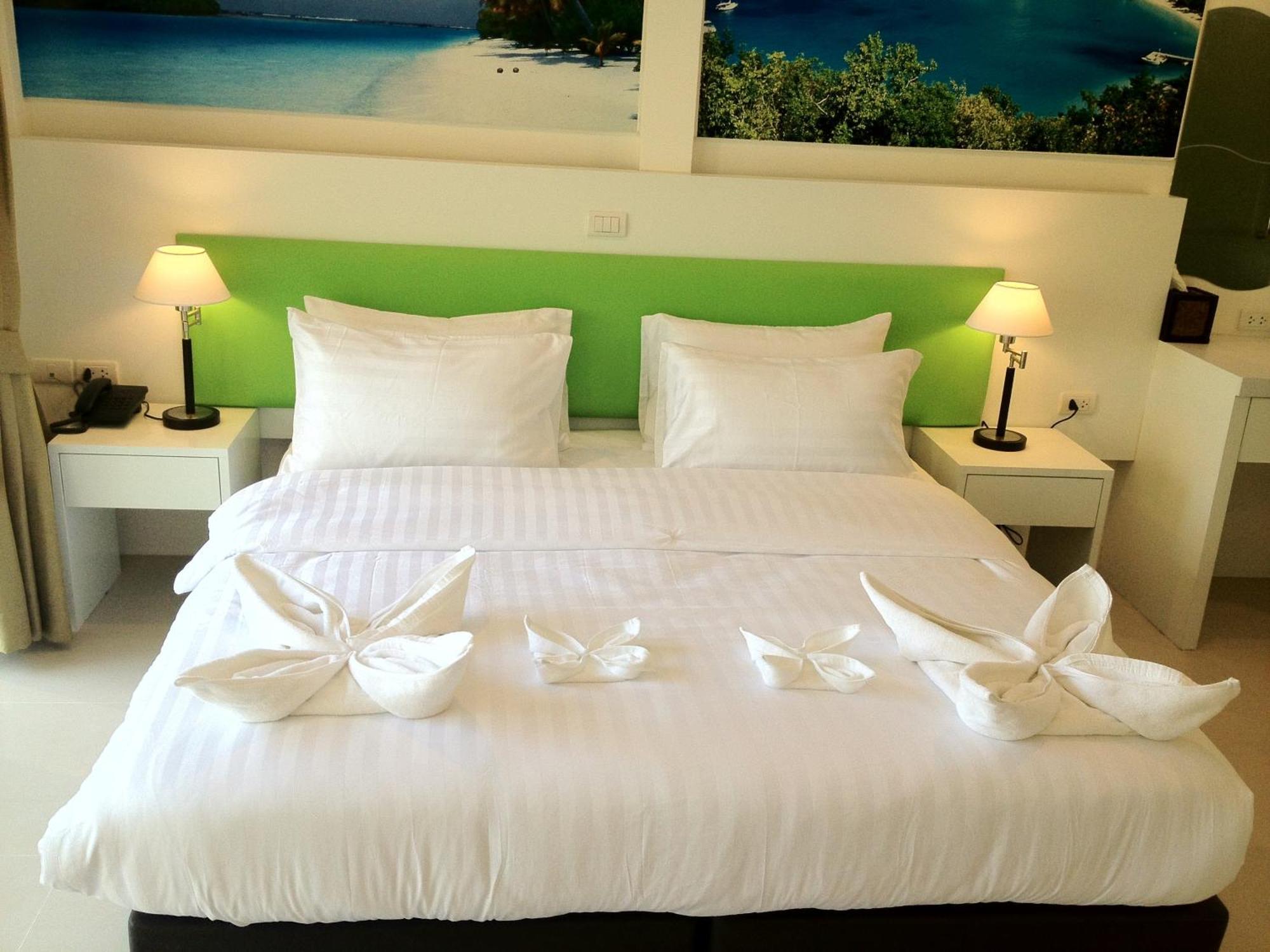 Armoni Patong Beach Hotel Zewnętrze zdjęcie